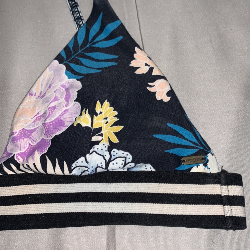 Floral Rip Curl Bikini - Picture 4 of 5